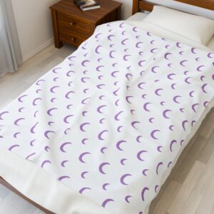 Moon Velveteen Plush Blanket (White)